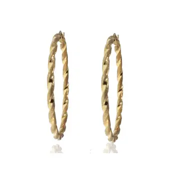 

Crepots or earrings braided in 18 k yellow gold.