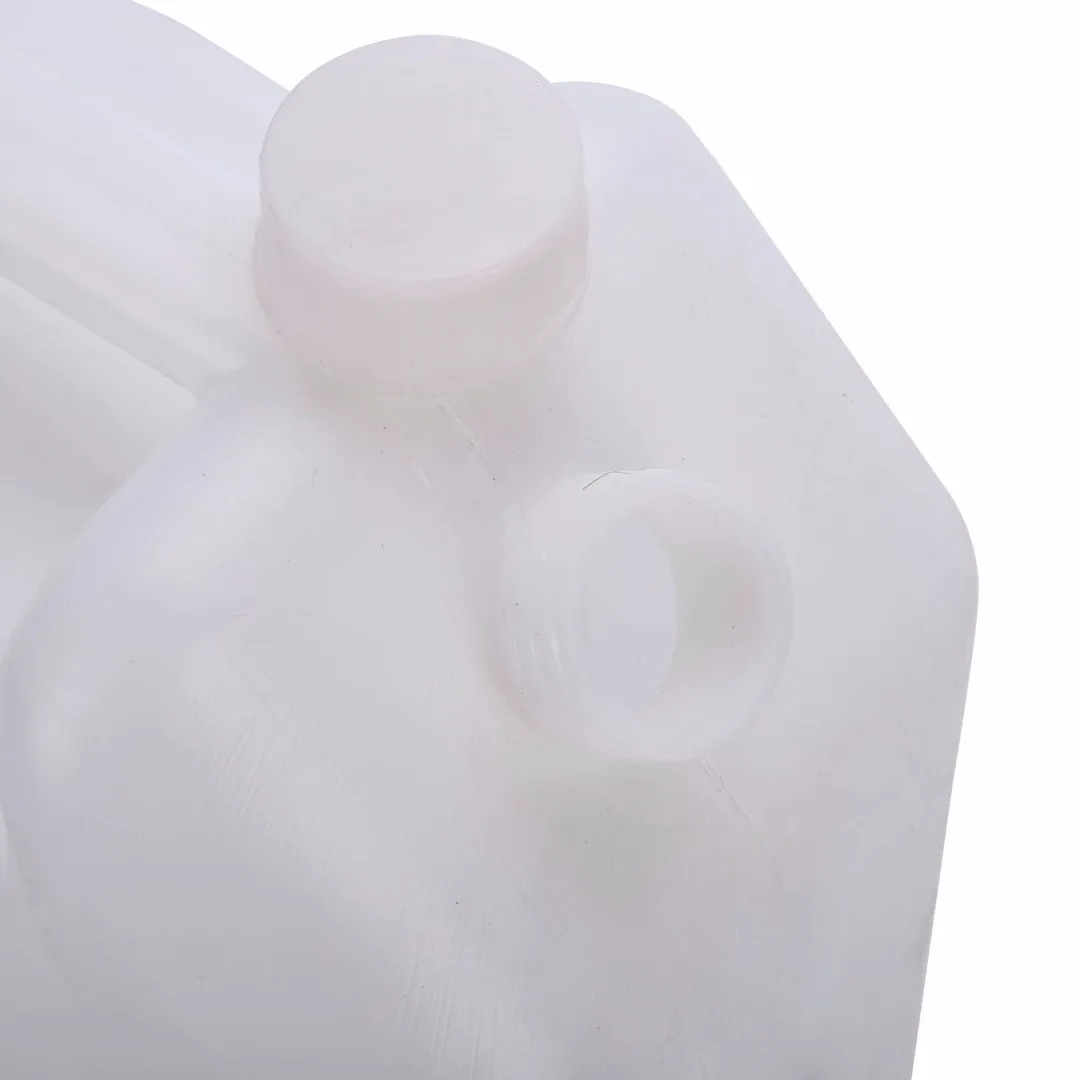 4L Gas Chainsaw Oil Fuel Petrol 2-Stroke Mixing Bottle Container 25:1 20:1 White High density PE Chainsaw Brushcutter Portable