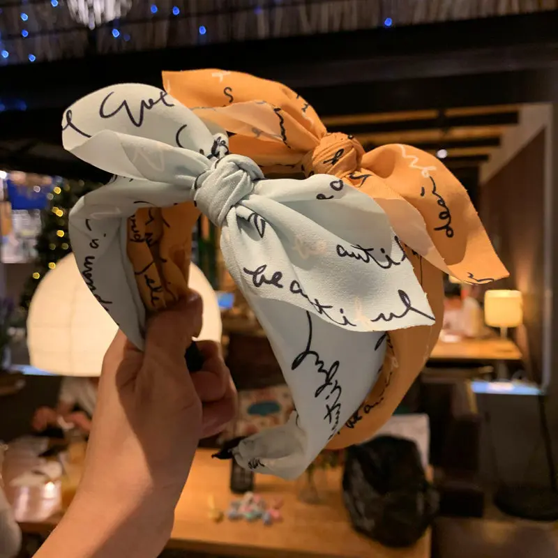 11274508669_1956788053