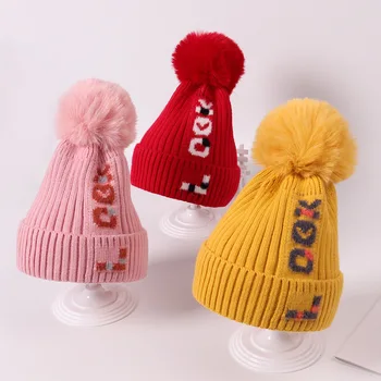 

Baby hat 2019 autumn and winter new embroidery letter knit hat 1-5 years old baby plaid stripes warm hair ball hat kids beanies