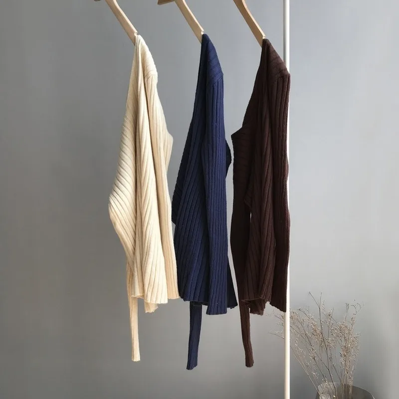 

Autumn Winter New 2019 Loose Hundred Set Long Sleeved V-neck Pit Strip Knitted Sweater Woman