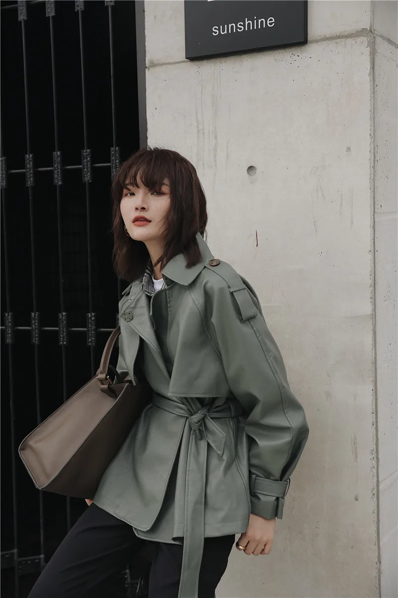 Модная новинка; сезон осень-зима; модные однотонные Свободные повседневные женские шорты с кружевными лацканами из искусственной кожи; PA793