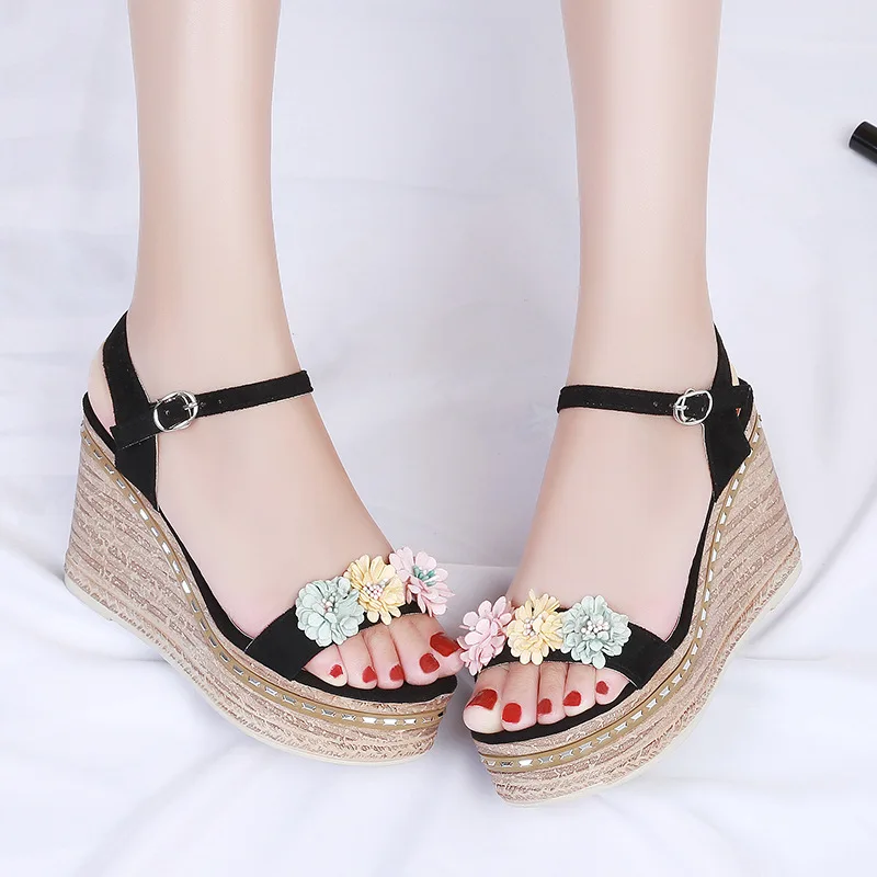 

Sandals Women's Summer High-Heel Slanted Heel Waterproof Platform Peep-Toe Straight-line Buckle Low Top Man-made Diamond New Sty