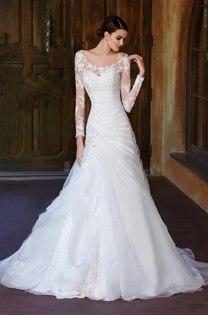 

Gorgeous Bridal Gown With Long illusion Sleeves 2018 Scoop Neck A line Appliques Court Train Tulle mother of the bride dresses