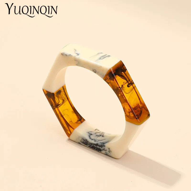 Acrylic Fashion Cuff Bracelets Bangles for Women Mix Colors Hexagon Geometric Resin Simple Bracelet Charm Gifts Jewelry Trendy bangle bracelet