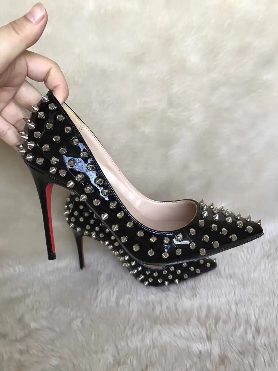 Women Rivets Shoes Red High Heels Sexy Ladies Luxery Shoes Genuine Leather Pointed Toe Thin Heels 8cm 10cm 12cm Wedding Shoes
