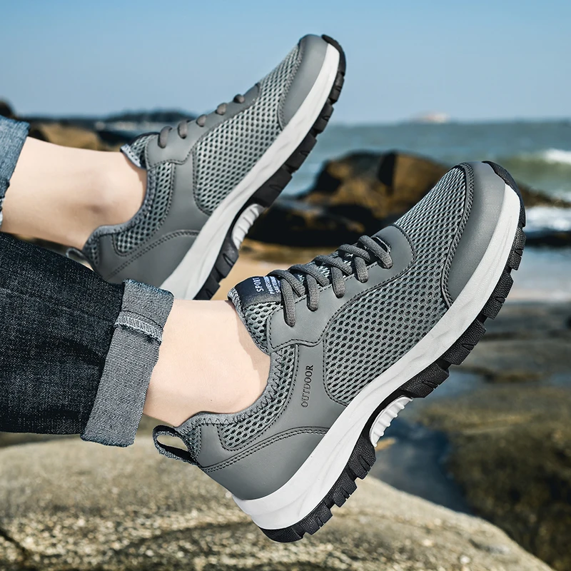 Big Size 48 Men Mountain Shoes Waterproof Outdoor Sports Climbing Shoes Men Walking Training Footwear Nonslip Hunting Boots