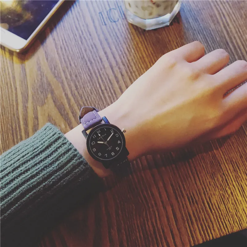 

South Korea Trend Fashion Models Mori Girl Line Korean-style Simple Leather Belt Students Retro Versatile Small Ulzzang Watch