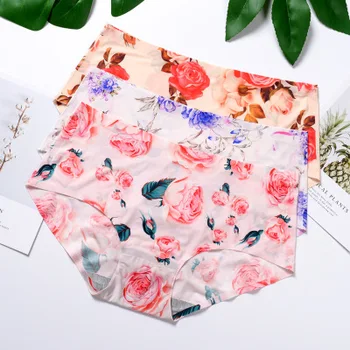 

Ultra-thin ice-silk seamless large-size T-shaped pants in Europe and America