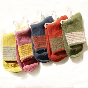 

Woman Solid Cotton Slim Striped Socks Girls Sport Socks Warm Fuzzy Yarn Winter Short Socks Female Ankle Socks 5 Pairs/ lot