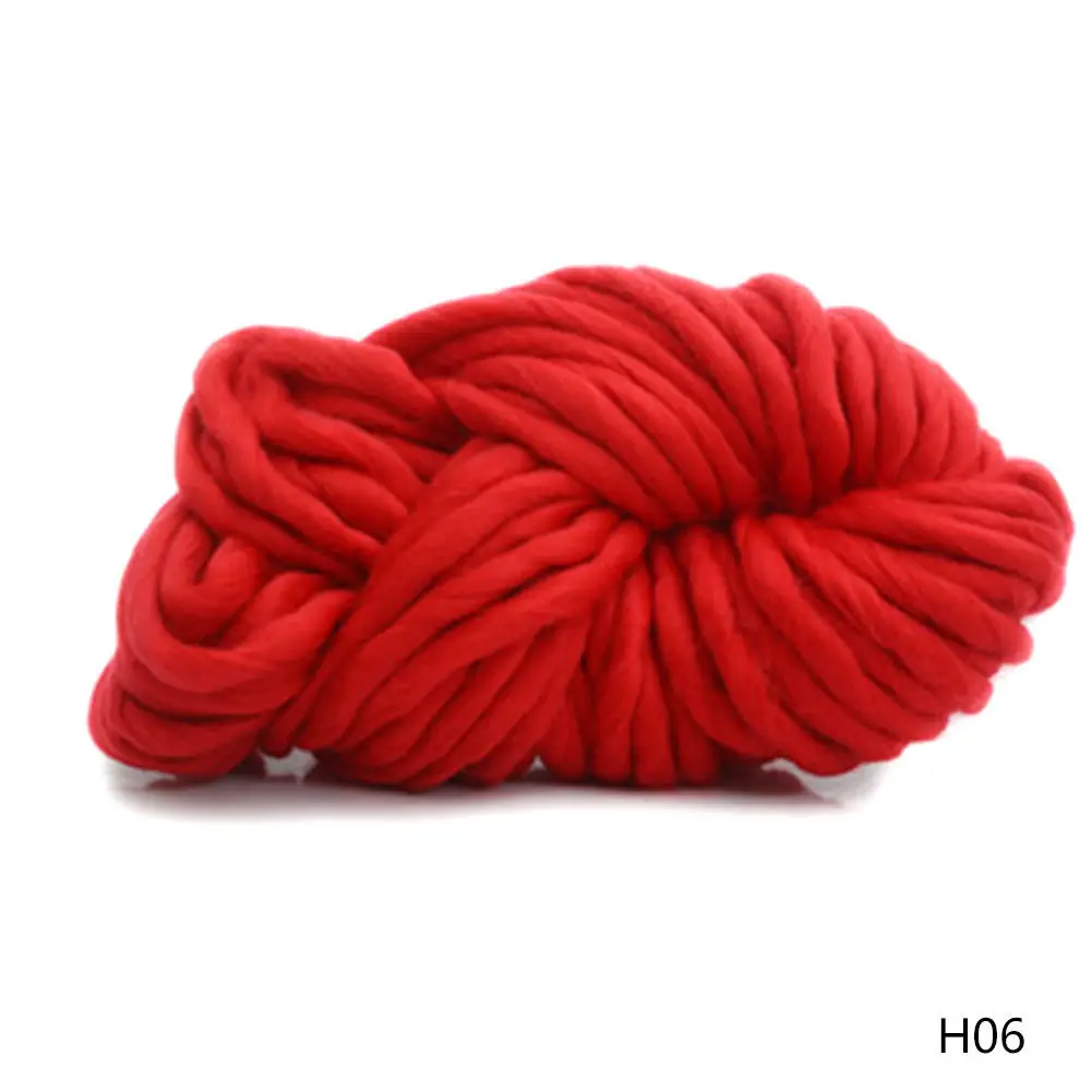 Bulky Arm Knitting Wool Chunky Wool Yarn Super Soft Wool Roving Crocheting DIY - Цвет: Red