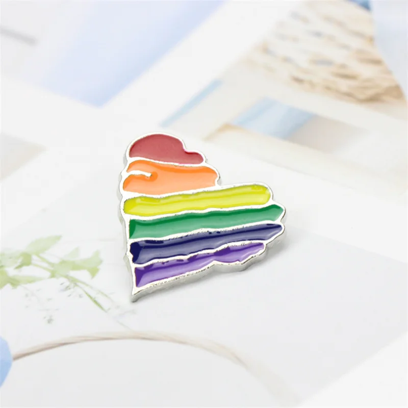 Радужные значки ЛГБТ значок креативный сердце палец флаг Радужный металлический значок гей-лесбиянок значок Прайд Нагрудный значок Швейные аксессуары - Цвет: B