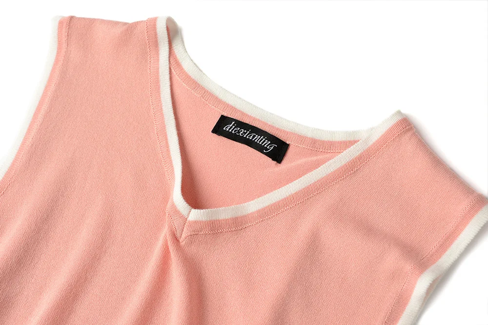 10901185261_822133629