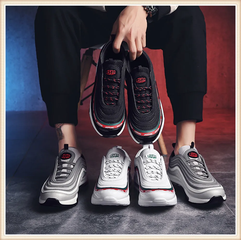 SNEAKER xq8