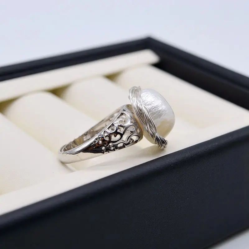 Таинственное кольцо в стиле барокко. Стерлинговое Серебро 925 пробы. Регулируемое женское кольцо. Белый жемчуг. Серебряная шелковая нить. Кольцо с жемчугом