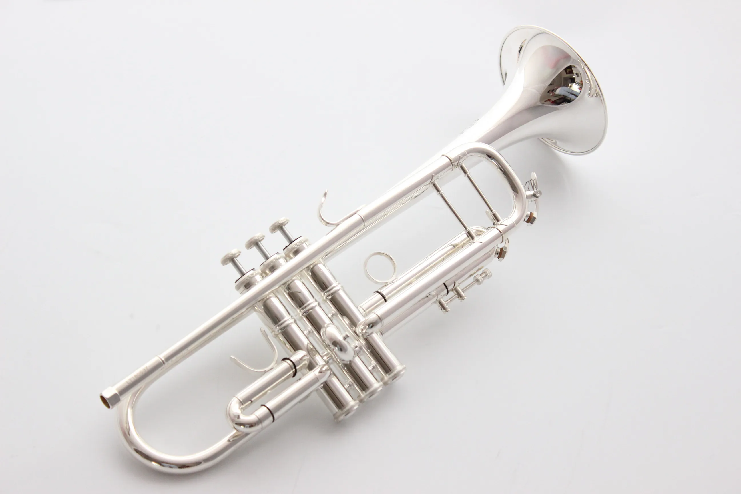 New De Xin Bb Trumpet LT180S37 Silver Plated Music Instruments Profesional Trumpets Student Included Case Mouthpiece Accessories