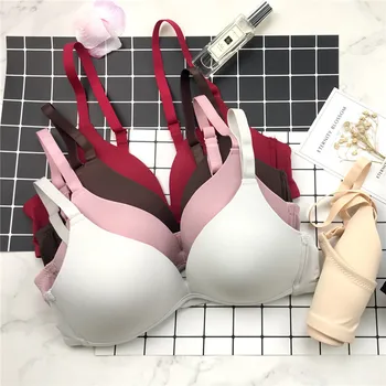 

2020 New Lingerie Sexy Triangle Cup Bra Comfortable Breathable Cotton Thin Cup Without Steel Ring Low Heart Position Underwear