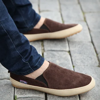 

2020 Summer Canvas Shoes Men Breathable Loafers Espadrilles Men Shoes Casual Comfortable Light Flat Shoes Men Loafers Black Red