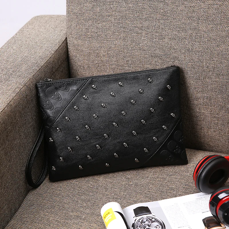 

Rivet street bag for men and women single-shoulder diagonal straddle bag for hand bag ipad bag