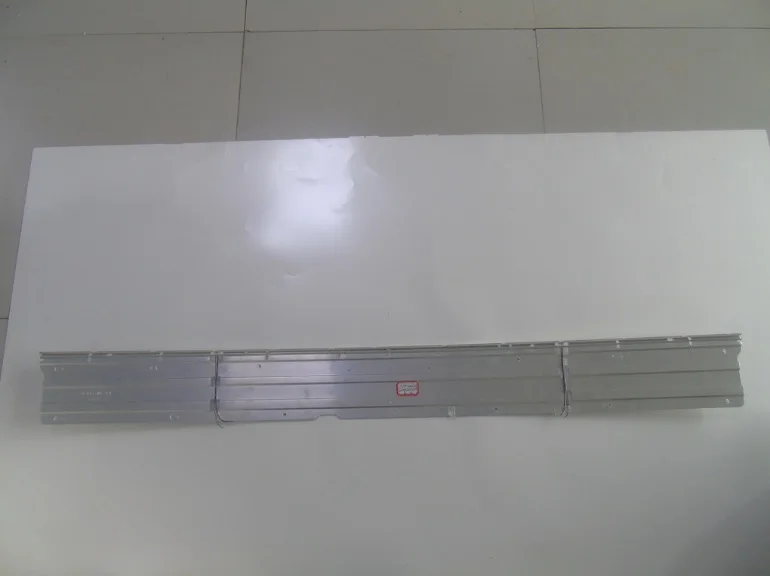 Luz de Fundo para Led55m5600uc Hisense_55_he550iuc_b52_84 + 84_4014m Novo 598 Milímetros Tira Conduzida Lt-1163576-b E227809 124g055 Kit 2 Pcs 84led - Image 6
