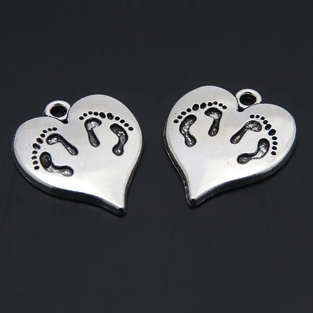 a♡ 1/3 CT. T.W. Diamond Heart Frame Slant Comfort Fit Wedding