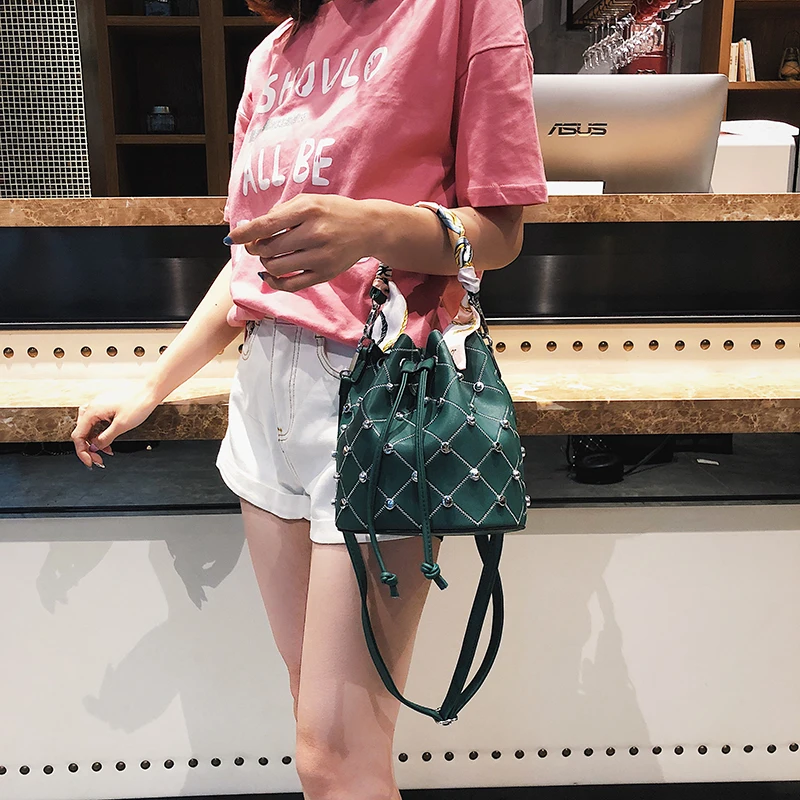 Gykaeo европейский и американский стиль роскошные сумки женские сумки дизайнерские маленькие заклепки плед сумка женская повседневная сумка на плечо