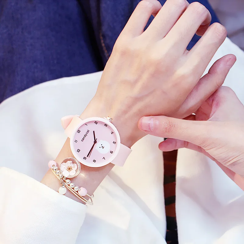 

2019 Women Watches Bracelet Set Ladies Bracelet Strawberry Love Watch Casual Silicone Quartz Wristwatches Clock Relogio Feminino