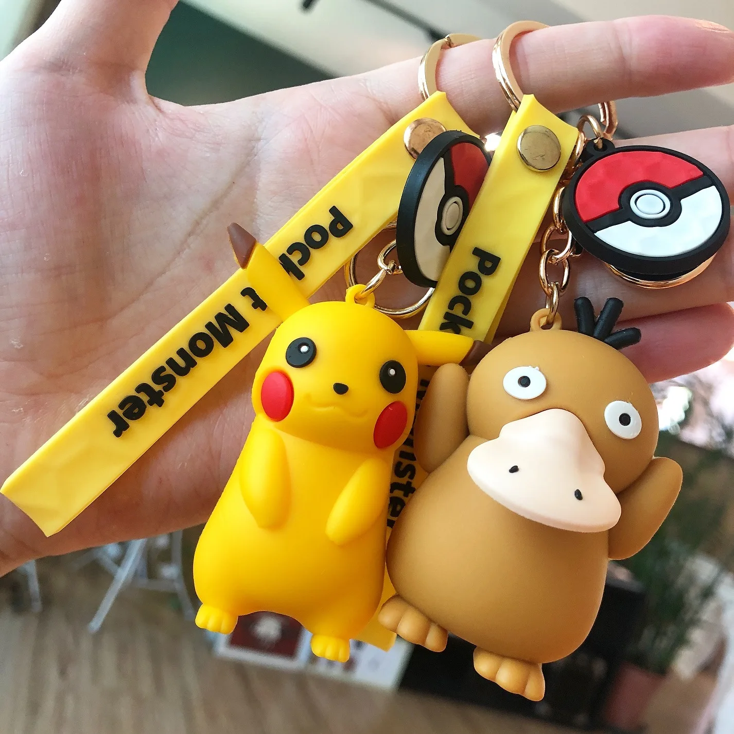 子供と大人のためのオリジナルポケットキーホルダー ポケモン モンスター ピカチュウ 車 小さな恐竜 シリコン人形 おもちゃ 楽しいプレゼント Aliexpress スーツケース バッグ