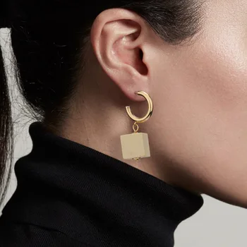 

2020 New Trendy Geometric Personality Wood Earrings for Women Temperament C Shape Dangle Earrings Female Jewelry Accessories