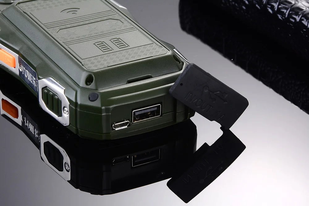 2G GSM аналоговая ТВ 2," дисплей прочный мобильный телефон Powerbank большая батарея Две сим-карты большая клавиатура Whatsapp волшебный голос