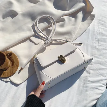 

Summer small bag foreign female bag 2020 Popular New Wave Korean Version Of The Fashion Shoulder Bag Simple Net Red Armpit Bag