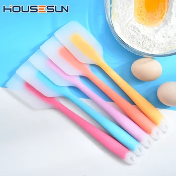 

Amazon Hot Sales Baking Tool Translucent Large Size Cake Scraper Butter Knife Scraper One-piece Silicone Scraper