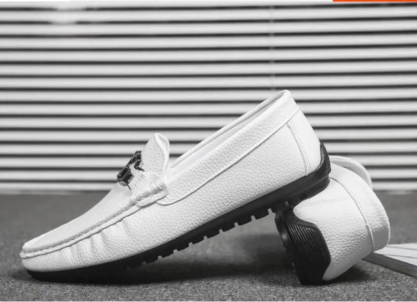 

Spring and summer men's beanie shoes 2020 new men's shoes Korean version of the trend of men's breathable casual tide shoes men