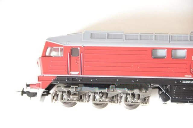 1: 87 немецкая модель поезда 59750 Хо Чешская национальная железная дорога T679 красный пятизвездочный дизельный локомотив подарок