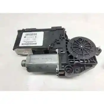 

3D0959794E WINDOW MOTOR REAR RIGHT VOLKSWAGEN TOUAREG (7LA)