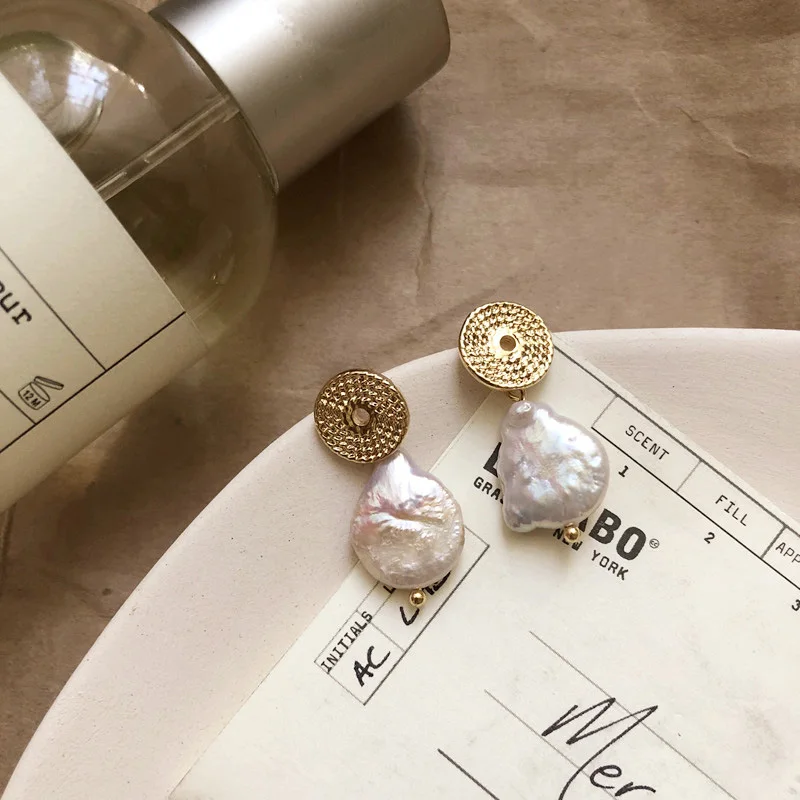 INKDEW Korea Design Metal Gold Drop Earrings Baroque Irregular Circle Square Natural Freshwater Pearl Earrings for Women Girls - Окраска металла: 1