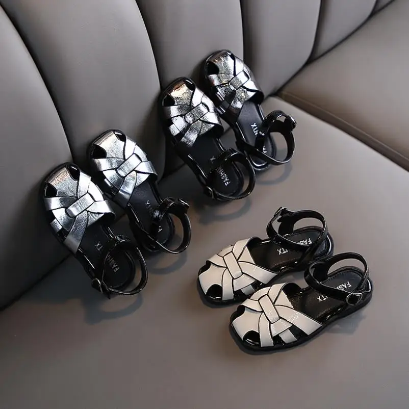 

New children's shoes spring summer 2020 girl's sandals hollow non slip and breathable casual shoes 4-6 years old