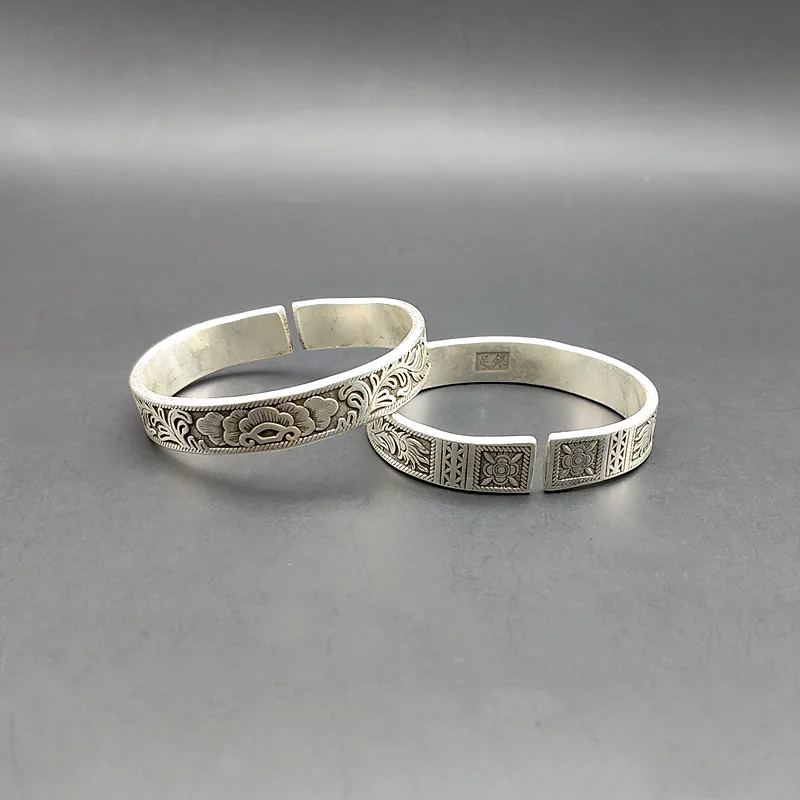 

charming Hand made Miao silver bracelet with original carved ornaments