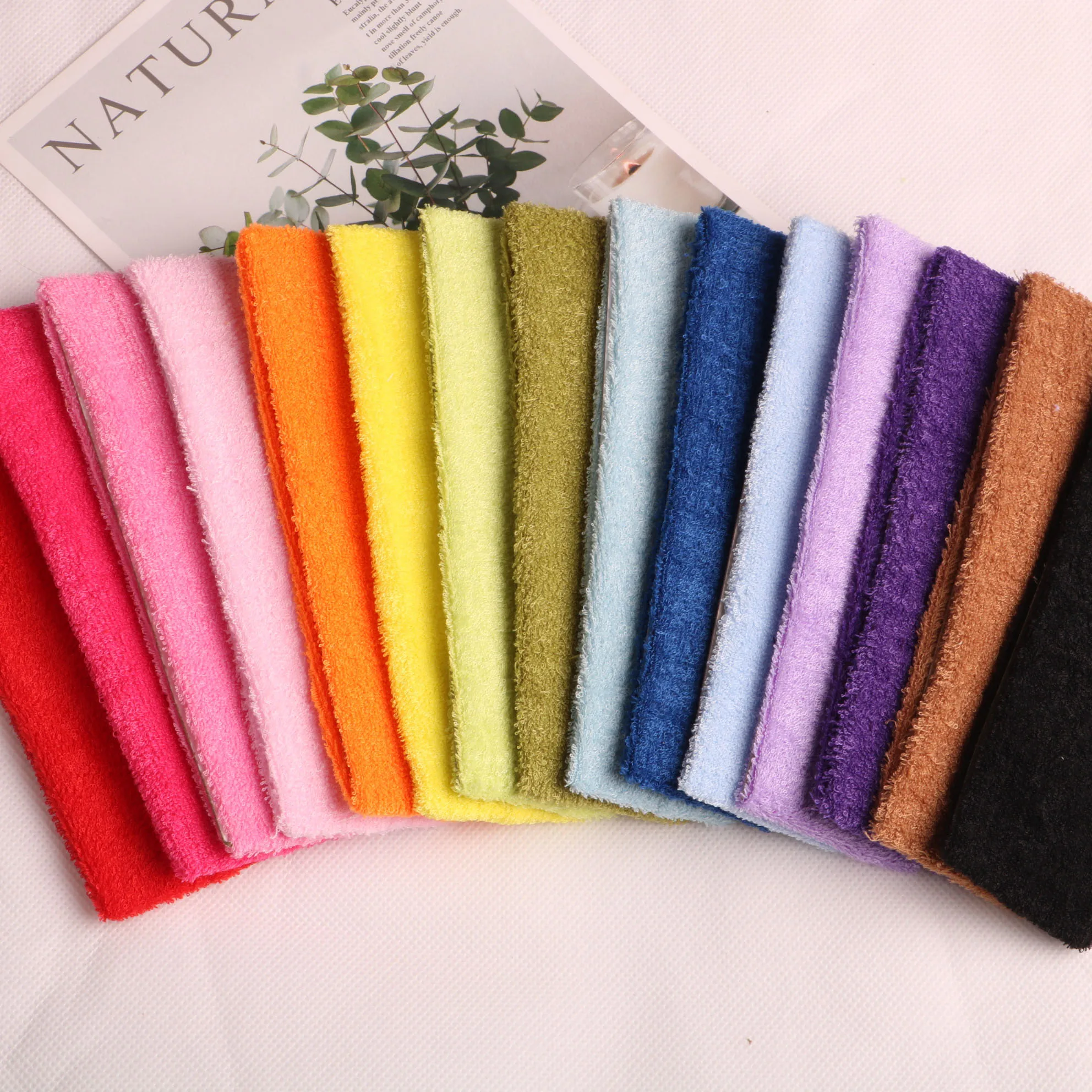 Рисунок 2 - Женская повязка на голову для йоги