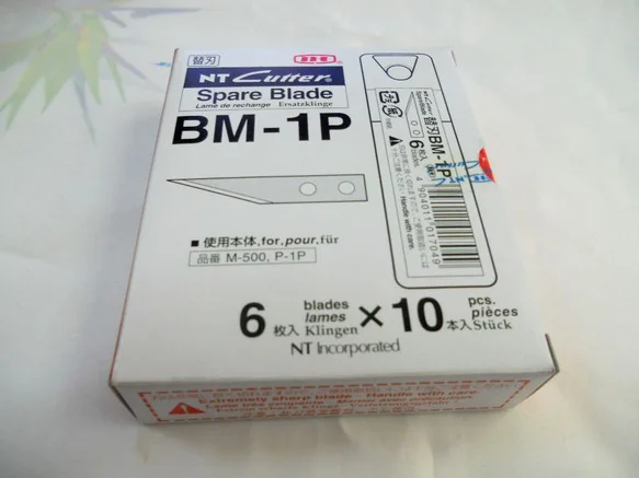 

Japan NT Cutter Hook Knife Replacement Blade BM-1P Thickness 0.8 Mm 52 Degrees Sharp Blade
