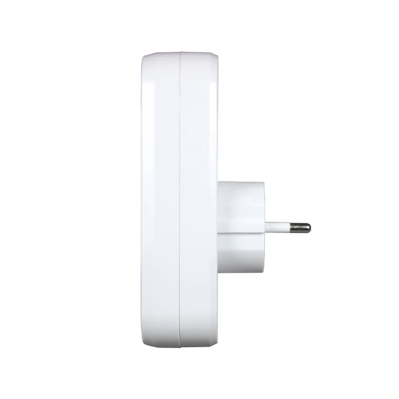 EU plug adapter with 2 socket 2 USB Port new design European 5V 2A USB extension socket Z4-01 White color