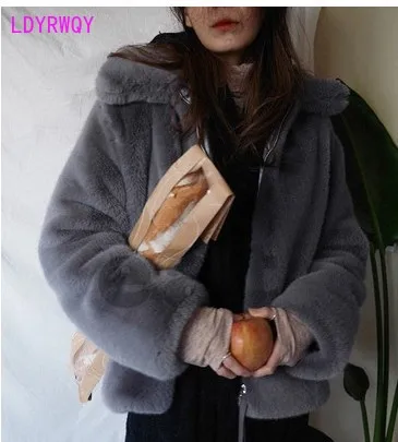 Зима новая Корейская версия имитация кроличьего меха трава плюшевое толстое теплое пальто лацкан пальто для женщин