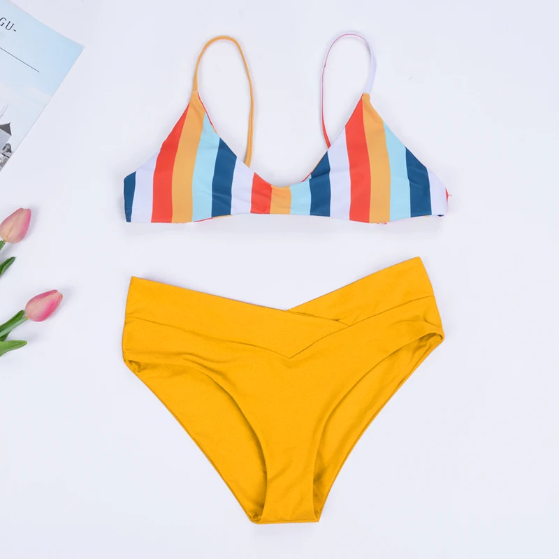 

NEW Womens Summer 2 Piece Bikini Set Contrast Colored Vertical Stripes Triangle Bra Mid Waist Solid Color High Cut Pleated