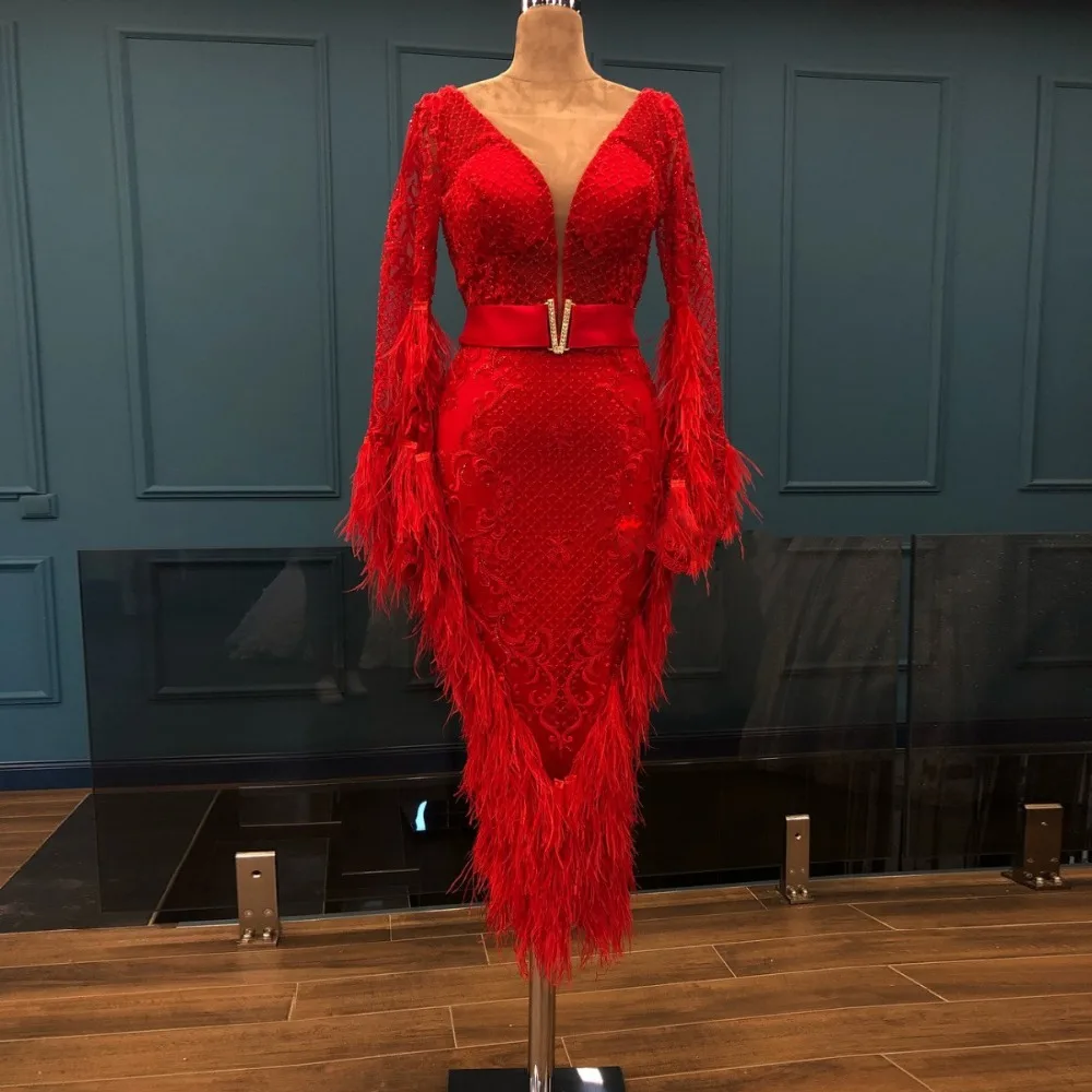 Luxurious Red Evening Dresses 2018 V neck Long Sleeves Vestidos de festa longo Feathers Beading Fashion Prom Dresses
