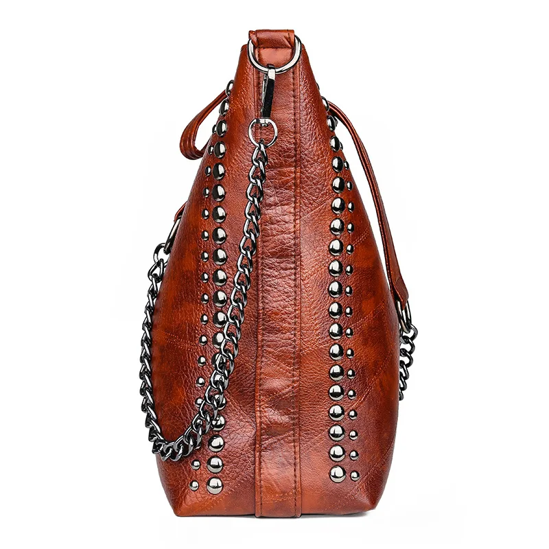 

Winter New Style Western Style Retro Chain Washed Leather Shoulder Bag Women's Simple Glorious Soft Leather PU Rivet Shoulder Ba