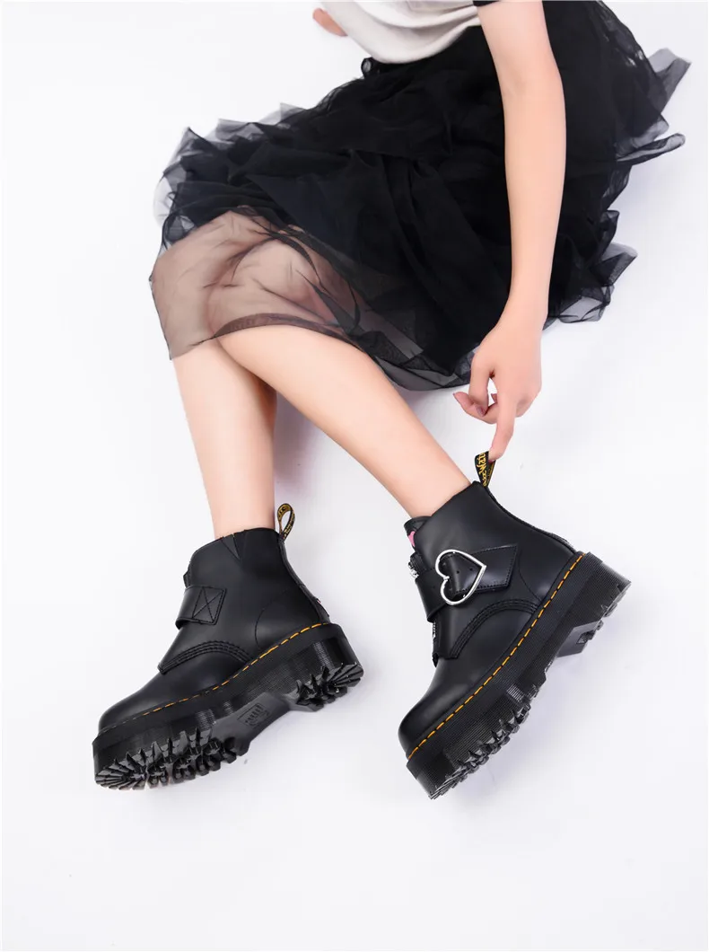 Женские ботинки; ботинки из натуральной кожи; Черные Ботинки Martin; женские ботильоны; обувь в байкерском стиле; зимняя обувь на платформе и толстом каблуке