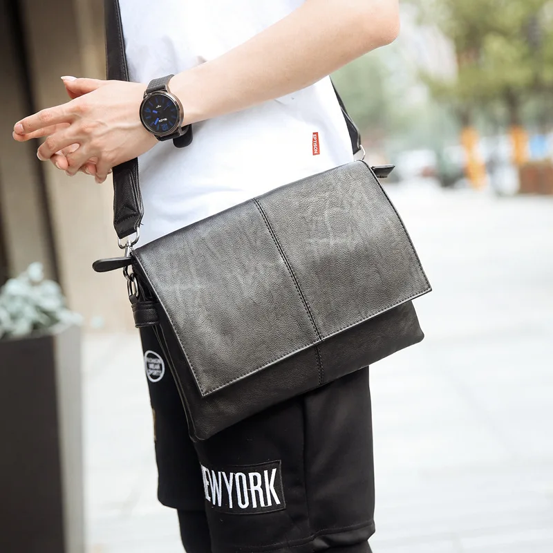 

Men's leather messenger bag business casual Joker shoulder bag