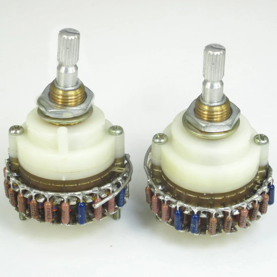 1.0 Channel mono Volume potentiometer 10K/50K/100K/250K Dale 23 Step Attenuator for amplifier Better than alps 1 0 channel mono volume potentiometer 10k 50k 100k 250k dale 23 step attenuator for amplifier better than alps