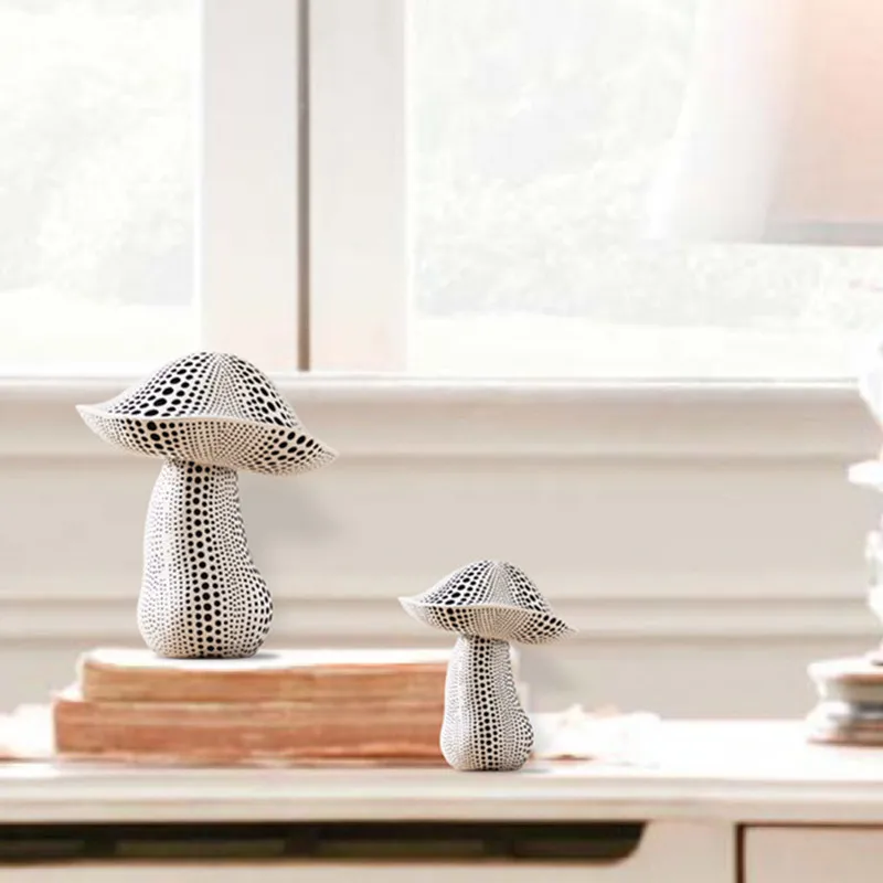 Goede Europese Stijl Simulatie Paddestoelen Yayoi Kusama Golf Punt Hars Ambachten Standbeeld Koffie Winkel Decoratie X2618