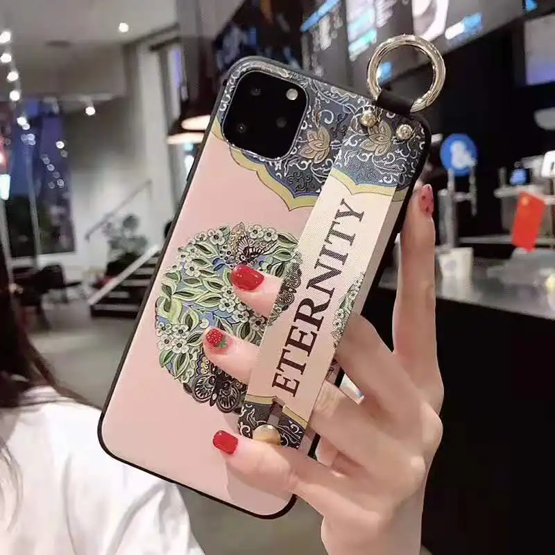 Case For iPhone 6 6s 7 8 Plus X XR XS 11 Pro Max Retro Chinese Style Emboss With Wristband Cases Back Cover Fundas Phone Coque | Мобильные